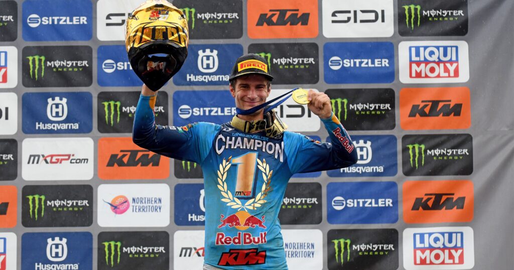 Pirelli campione MX2 con Längenfelder e domina la MXGP