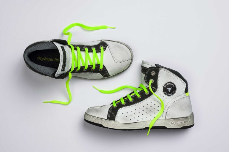 Stylmartin Sector, sneaker traforata per l’estate in moto