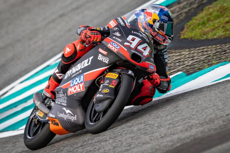 Pata Talenti Azzurri FMI, luci e ombre a Sepang in Moto3