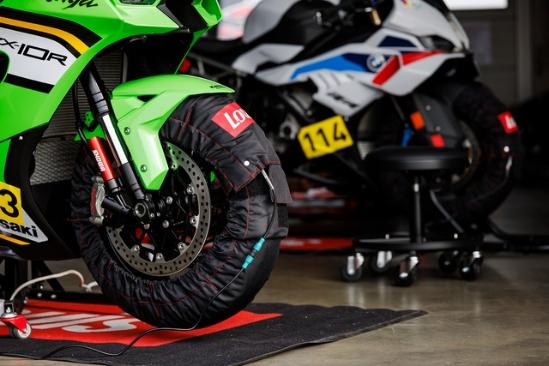 Scaldagomme Louis Basic e BT Comfort per la pista