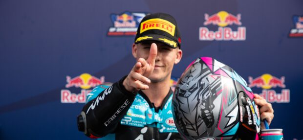 Holgado in pole Moto2 a Misano con la nuova Pirelli supersoft