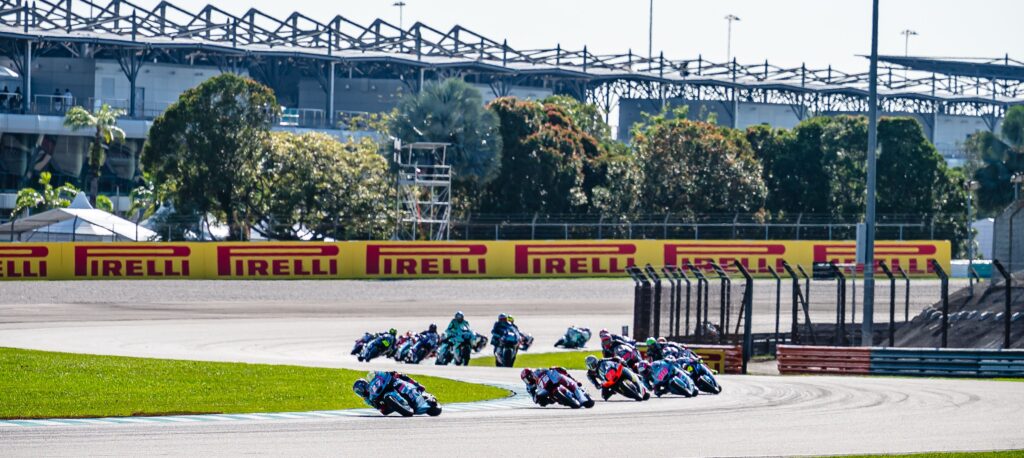 Dixon domina la Moto2 a Sepang, Furusato festeggia in Moto3