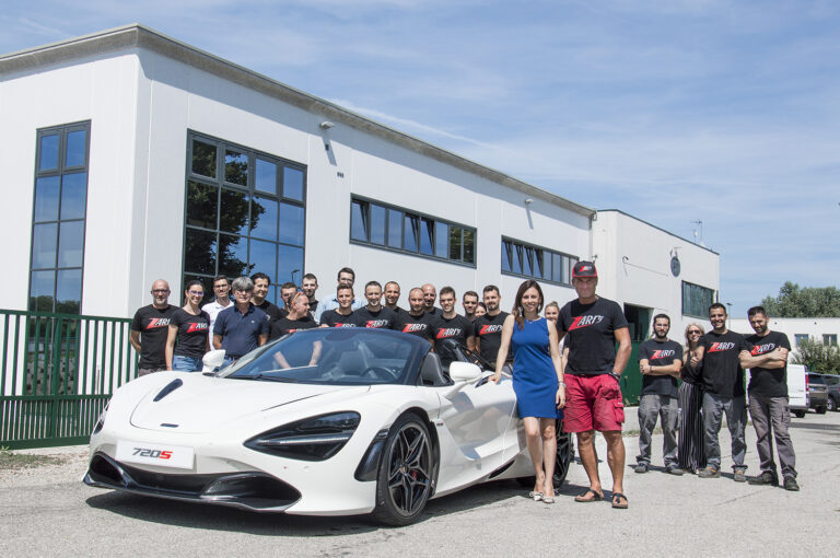 Zard premiata da McLaren e attesa a EICMA con nuove linee di scarichi