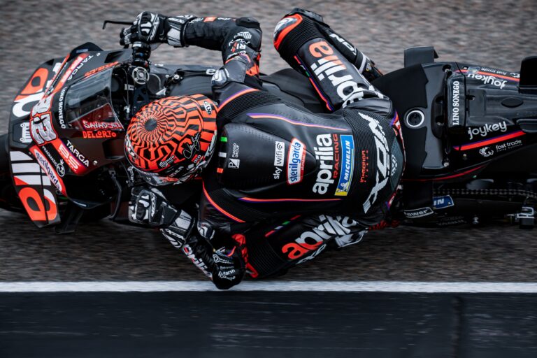 Aprilia in crescita al Sachsenring: Bezzecchi subito in Q2