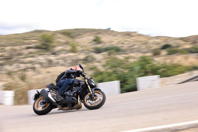 Honda Test Tour 2025, tre tappe per provare la CB1000 Hornet