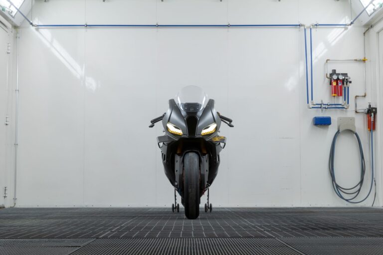 BMW svela il Concept RR superbike al Concorso di Villa d’Este