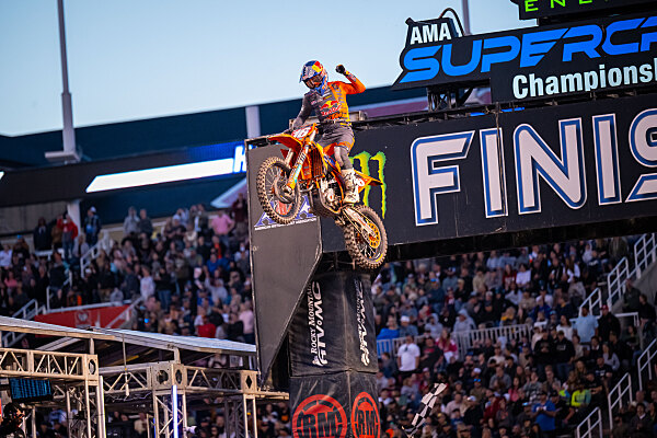 Tom Vialle campione AMA Supercross 250SX East 2024