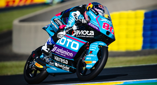 Pirelli domina a Le Mans: record e pole in Moto2 e Moto3