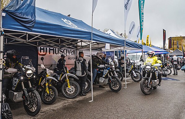 Husqvarna protagonista agli HAT Adventourfest 2024 di Bobbio