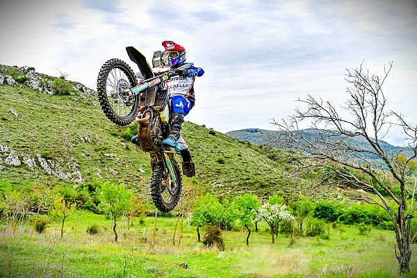 Husqvarna e Team Solarys al via del Motorally 2024