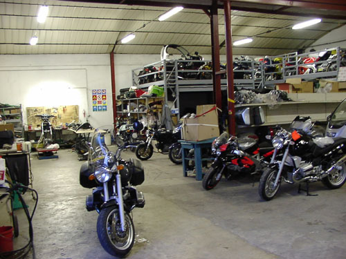 Rimessaggio moto a Milano con officina e servizi completi