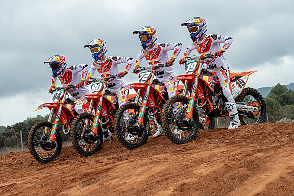 Red Bull KTM svela la squadra MXGP e MX2 per il 2024