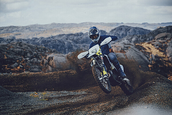 Nuova gamma Husqvarna Enduro 2024, rivoluzione totale