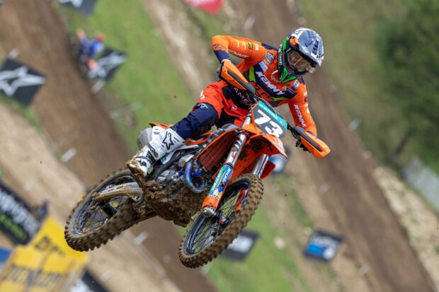 Pata Talenti Azzurri FMI brillano nel Motocross internazionale