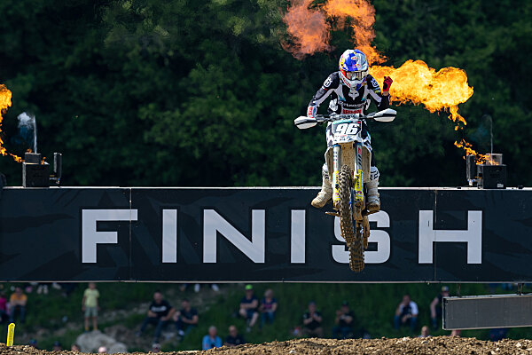 MX2 Francia: prima manche mondiale per Lucas Coenen