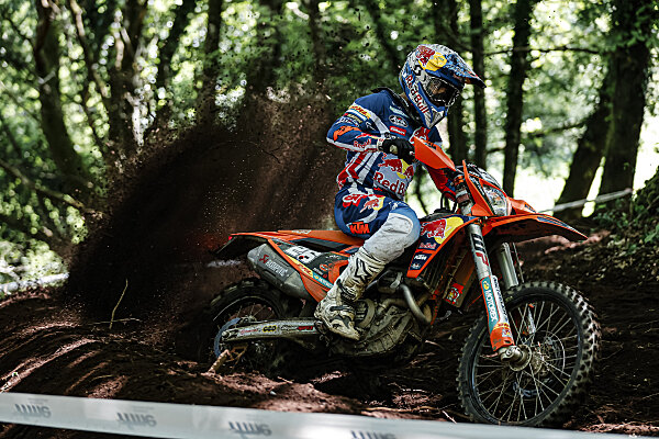 EnduroGP Spagna, doppietta E1 per un superlativo Josep Garcia