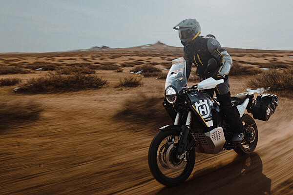 Husqvarna Norden 901 Expedition 2023, l’adventure pronta a tutto