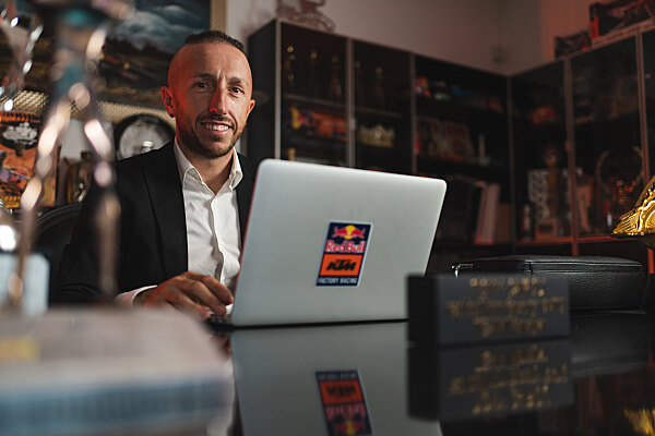 Tony Cairoli nuovo team manager Red Bull KTM per la MXGP 2023