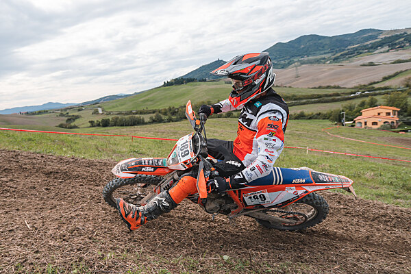 Trofeo Enduro KTM, grande finale a Volterra con oltre 200 partenti