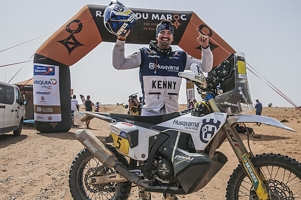 Howes trionfa al Rally del Marocco 2022 davanti a Benavides