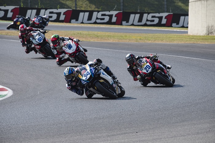 CIV Mugello: Pirro domina in Sbk, Pini vince in Moto3