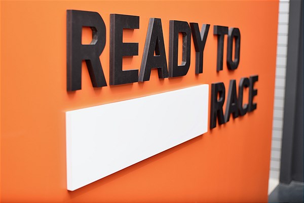 KTM apre la nuova concessionaria MotoMoto in Lunigiana