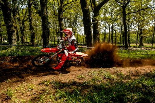 Metzeler protagonista al debutto del Mondiale Enduro 2022