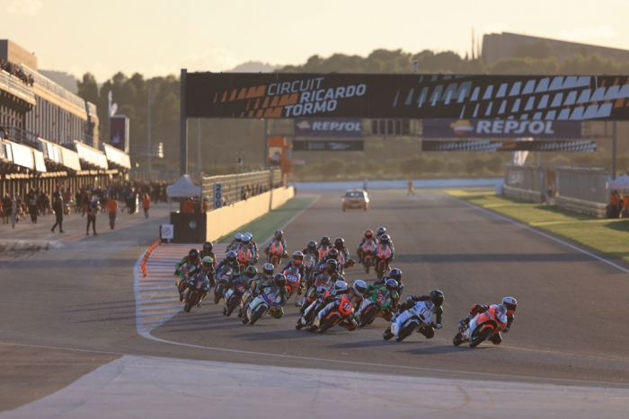 Venturini e AcademyGP, debutto internazionale agrodolce a Valencia