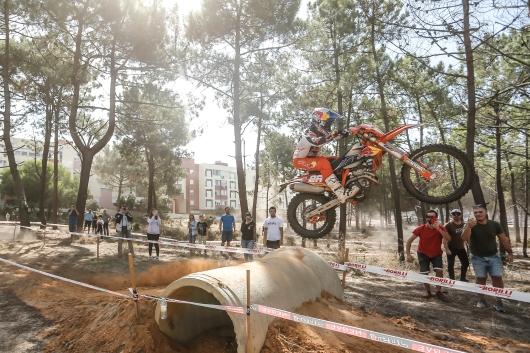 Metzeler domina il GP del Portogallo e festeggia Norrbin iridato Youth