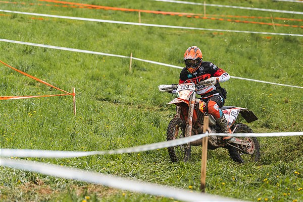 Caschi Airoh confermati riferimento del Trofeo Enduro KTM