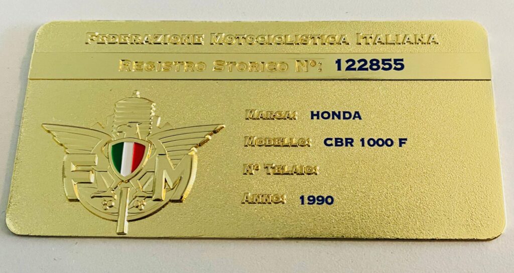 Nuova Targa Metallica FMI: consegna immediata e grafica aggiornata