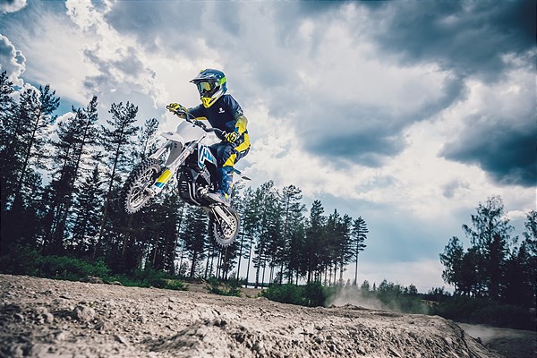Husqvarna lancia con Infront il nuovo Europeo Junior e-Motocross