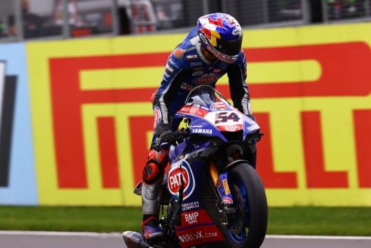 WorldSBK Donington, doppietta Razgatlioglu e nuovo leader iridato