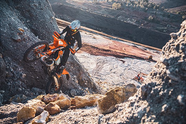 KTM EXC 2022, nuova gamma enduro pronta per l’Hard Offroad