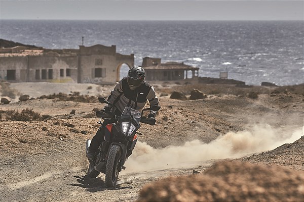 KTM aggiorna i prezzi 2021 dei modelli stradali sotto i 500 cc