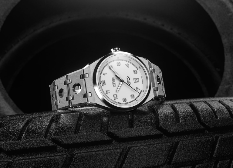 Carl Fogarty firma con FORZO una collezione di orologi da motorsport