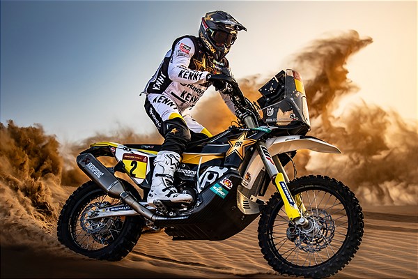 Husqvarna pronta alla Dakar 2021 con Quintanilla e Benavides