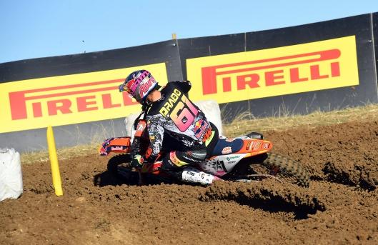 Pirelli domina il GP di Spagna MXGP e MX2 con Prado e Vialle