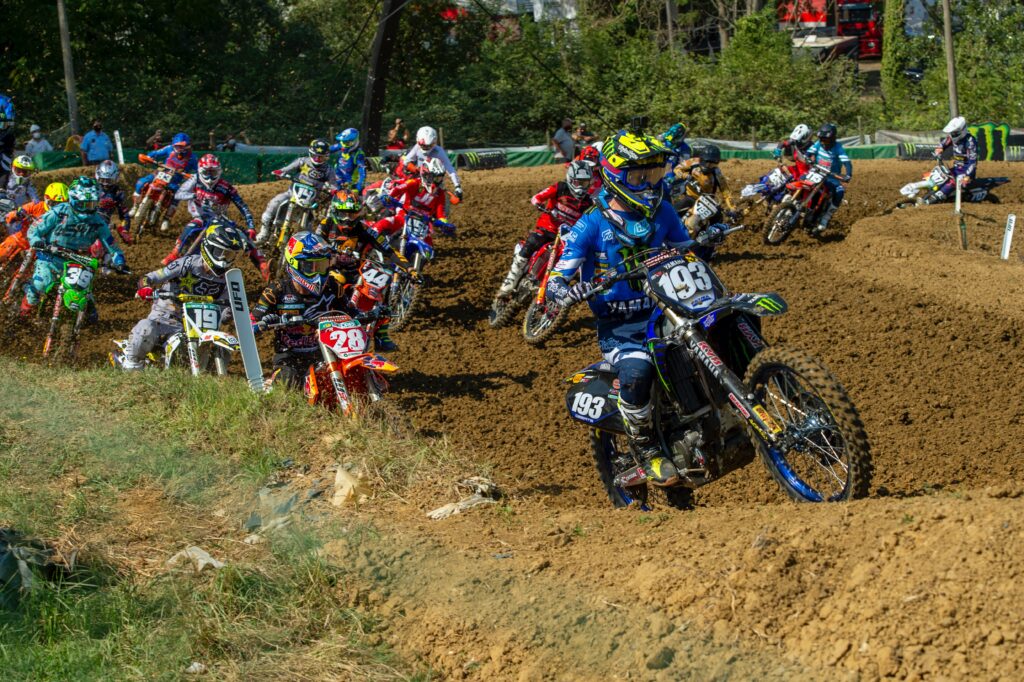 Yamaha all’attacco del Mondiale MXGP e MX2 nella tripletta di Mantova