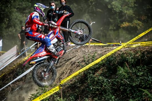 Metzeler firma il dominio assoluto nel GP di Francia EnduroGP