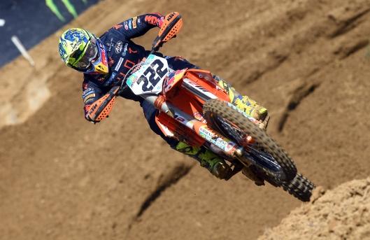 MXGP Emilia Romagna: Cairoli e Pirelli dominano a Faenza