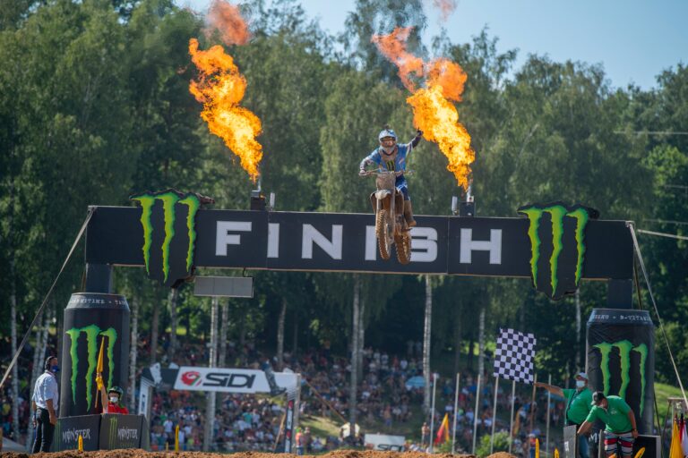 MX2 Lettonia, Geerts si riscatta: vittoria in Gara 2 a Kegums
