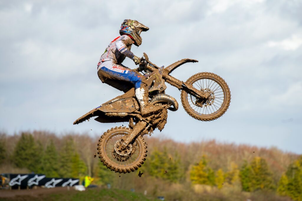 Yamaha parte forte in Qatar: quattro R1 nella top ten del WorldSBK