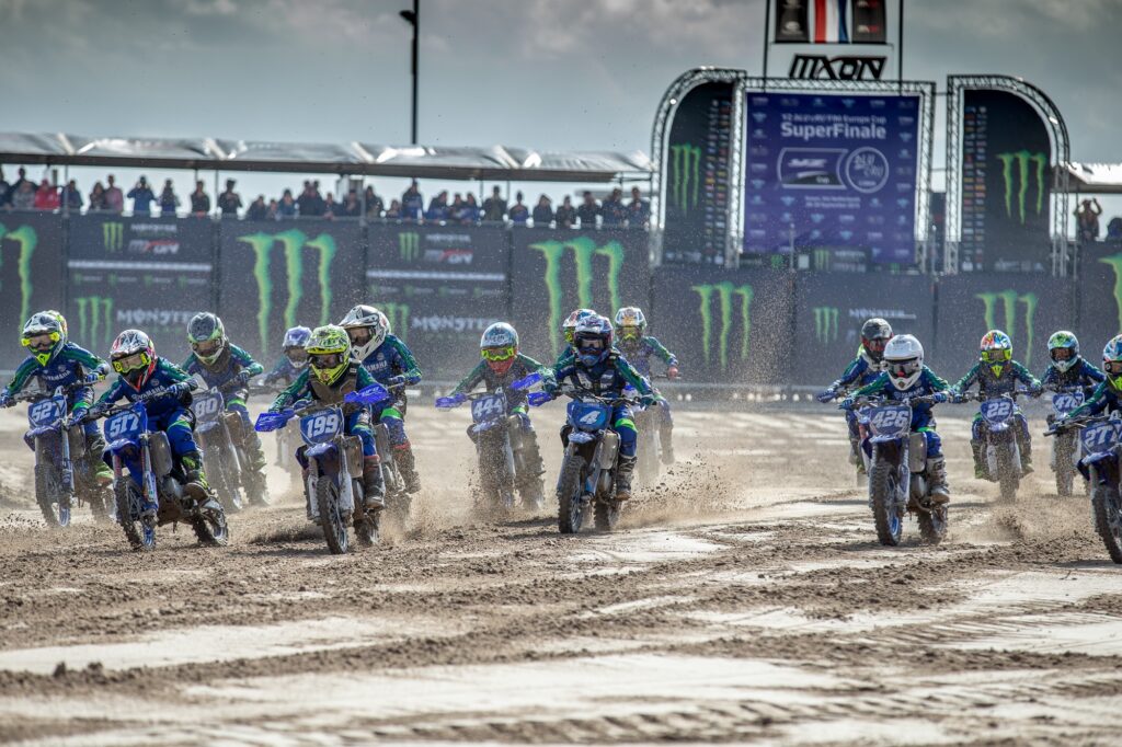 WorldSBK Qatar, Yamaha parte forte: quattro R1 già in top ten