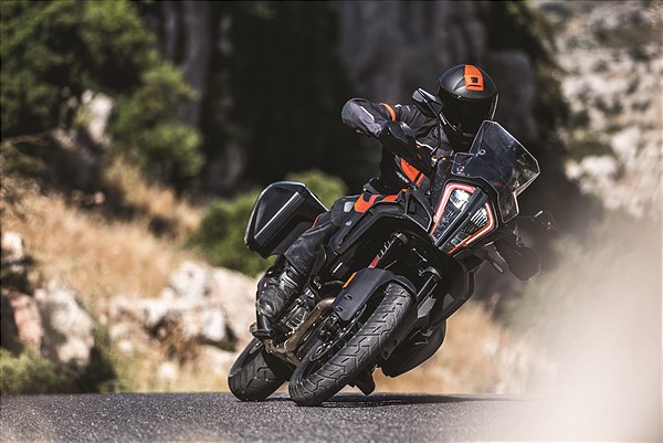 KTM lancia la promo Let’s Trade Keys su Adventure e Duke 2019