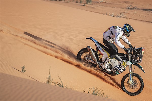 Dakar 2020, Quintanilla domina la tappa 11 e riapre i giochi