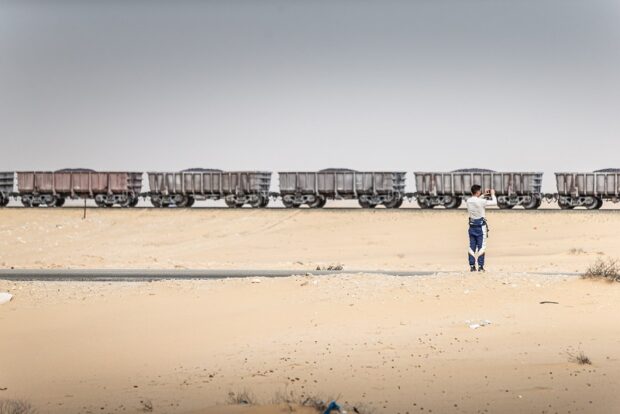 Africa Eco Race, tappa 6: in Mauritania vince il vento di sabbia