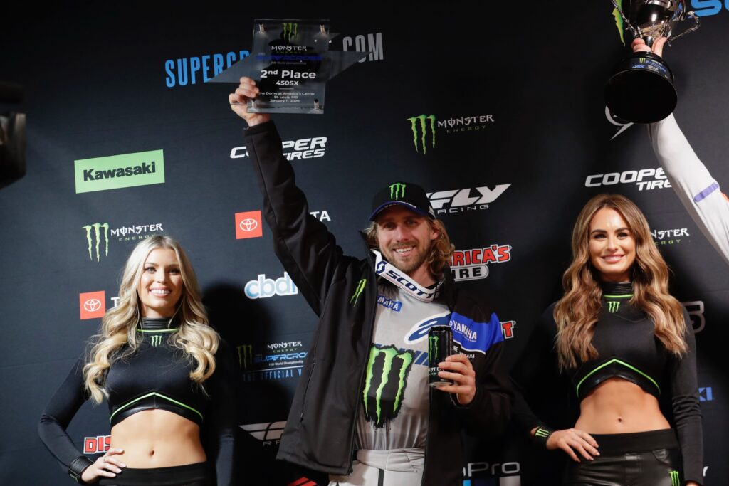 Yamaha parte forte in Qatar: quattro R1 subito nella top 10