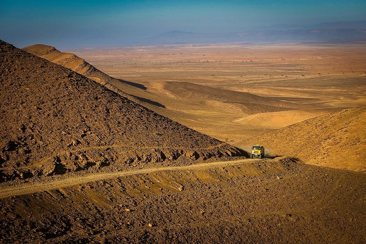 Africa Eco Race 2020, tappa 4: navigazione decisiva e colpi di scena