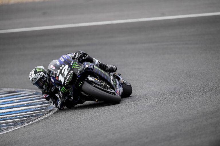 Yamaha parte forte in Qatar: quattro R1 in top ten nel WorldSBK